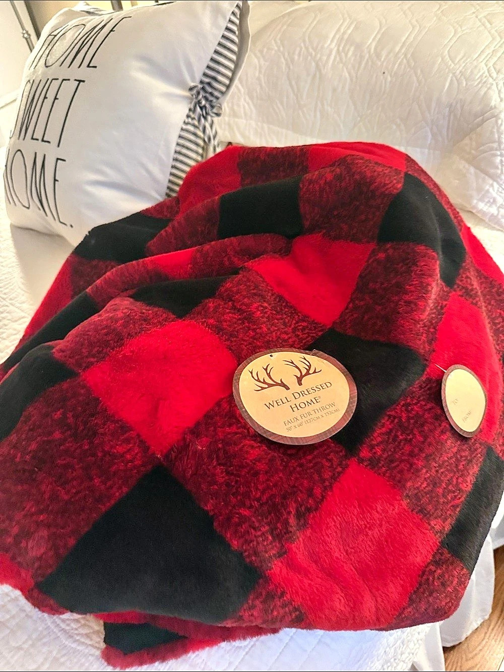 Well Dressed Home Red and Black Buffalo Check Plaid Faux Fur Throw Blanket Red &